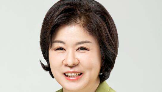 Photo of Dr. Jin-Young Kwak